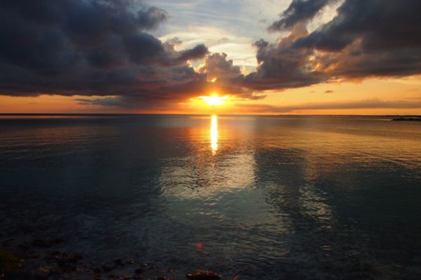 Sunset in Bahama (netdna-cdn.com)