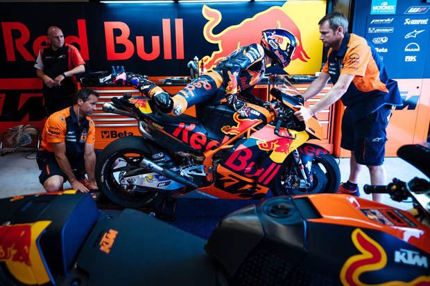 Bradley Smith (Red Bull Factory Racing) di MotoGP Italia 2017 sirkuit Mugello. (Foto-KTM)