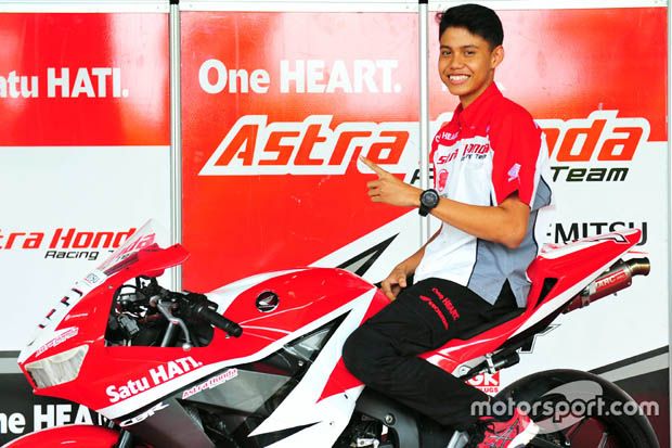 Irfan Ardiansyah pada launching Astra Honda Racing Team untuk ARRC 2017. (Foto-Motorsport)