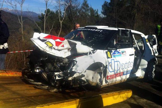 Mobil reli yang digeber Robert Kubica pasca mengalami kecelakaan di Italia 2011. (Foto-Fox Sports)