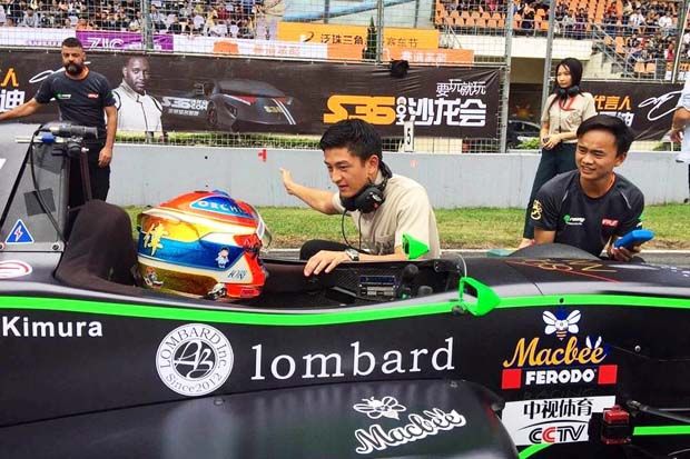 Rio Haryanto dengan Iora Kimura (PS Racing) di AFR 2017 Zhuha. (Foto-Motorsport)