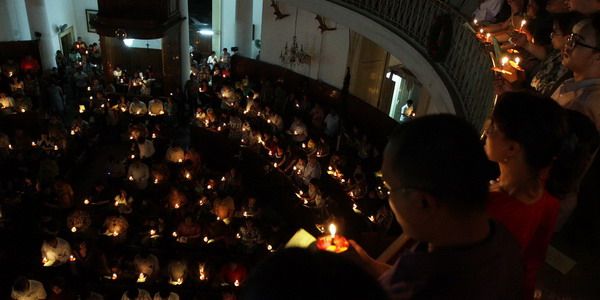 Perayaan Natal, Gereja Katedral aman