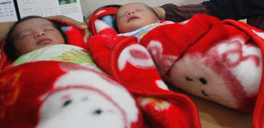 Bayi Ujang dan Asep jadi rebutan adopsi