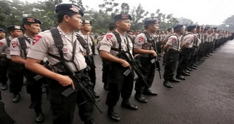 Puluhan polisi kepung Markas GMKI