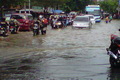 Banjir, Jalan Gatot Subroto & Rasuna Said lumpuh