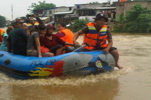 Banjir kiriman Bogor sampai Jakarta dini hari