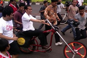 Jokowi: Kalau buang-buang uang, enggak usah