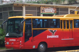 Ratusan Bus Transjakarta tak layak jalan