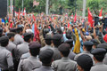 Dikepung buruh, Medan Merdeka Selatan lumpuh
