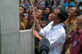 Jokowi resmikan pembangunan kampung deret di Petogogan