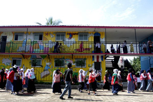 Hari Pahlawan, TNI bersihkan Sekolah Master