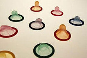 Kondom dinilai cara murah & efektif cegah AIDS
