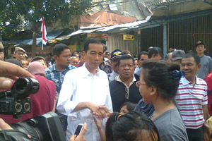 Jokowi cek ternak & pertanian warga Rusun Marunda
