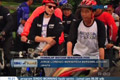 Hujan Jokowi-Lorenzo tetap semangat bersepeda