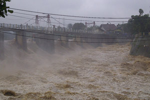 Banjir kiriman Bogor akan tiba tengah malam