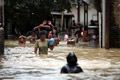 Jakarta kembali dikepung banjir