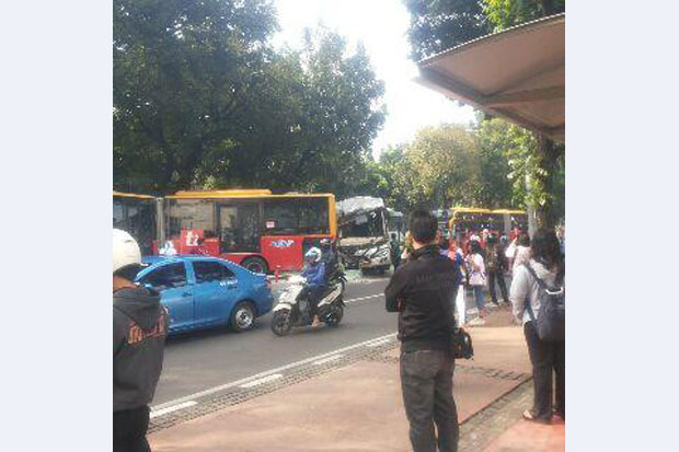 Kecelakaan di Monas, Transjakarta 2 dan Kopaja 2