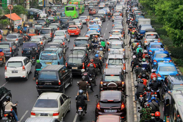 Transjakarta akan Gencarkan Kembali Sterilisasi Busway