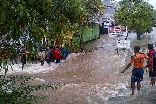 Banjir, Arus Lalu Lintas ke Tangerang Dialihkan
