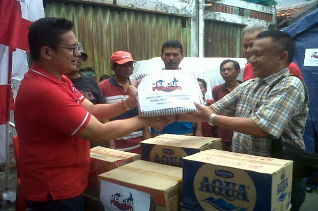 Rescue Perindo Berikan Bantuan untuk Korban Kebakaran di Kalibaru Timur