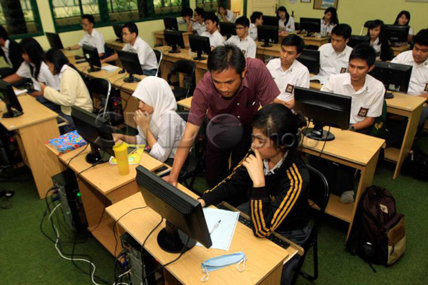Gawat, 40 Persen Guru di Bekasi Gaptek