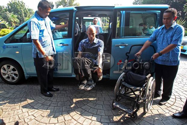 Penyandang Disabilitas Apresiasi Operator Taksi