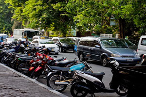 Hari Ini, Parkir di Stasiun Bogor Cukup Ditempel