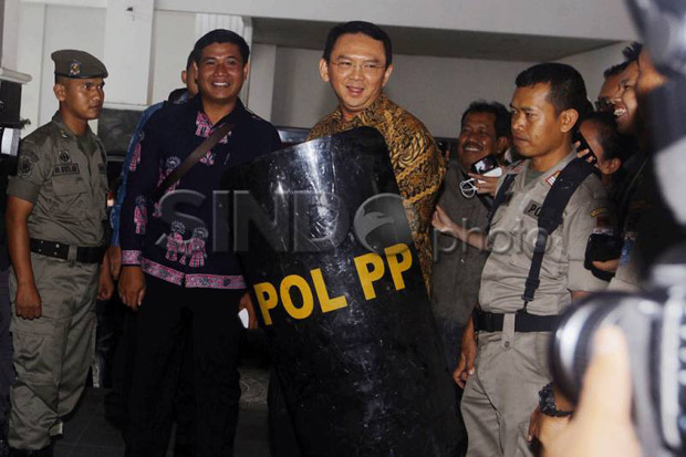 Ahok Desak Polisi Tangkap Dalang Demo FPI