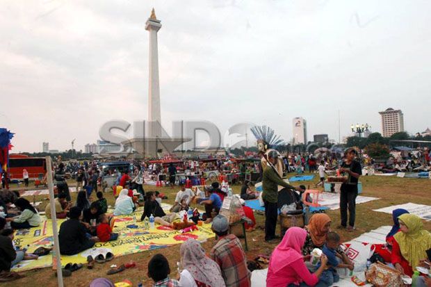 Pesta Rakyat, Pengelola Monas Khawatir Taman Rusak