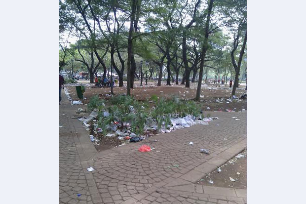 Jadi Lokasi Pesta Rakyat, Monas Kini Ladang Sampah
