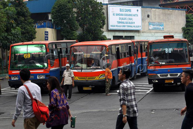 Tarif Angkutan Umum di Jakarta Ditetapkan Naik Rp1.000
