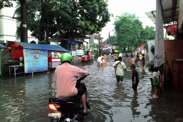 Pasca Hujan, Kawasan Pancoran Terendam Banjir