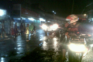 Jakarta Akan Diguyur Hujan Siang hingga Malam Nanti