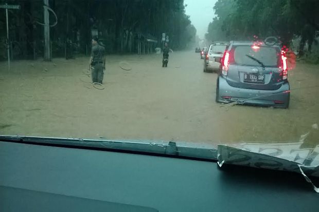 Ini Penyebab Banjir di Depan Istana Negara