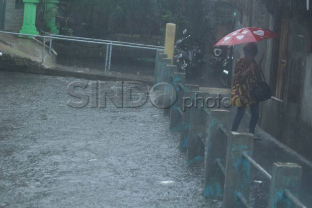 Tahun Baru Imlek, Jakarta Diguyur Hujan