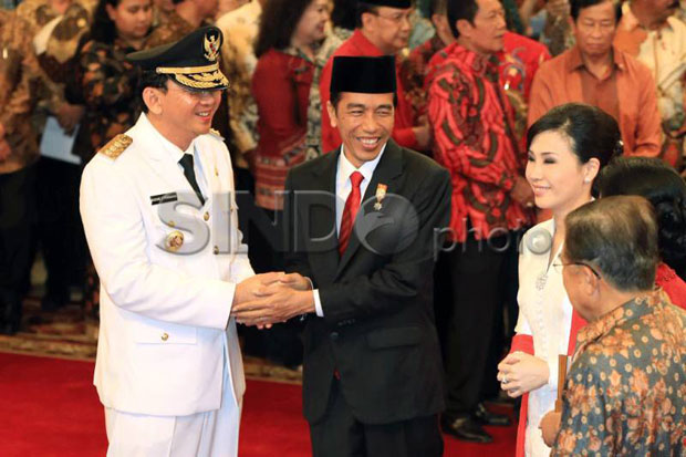 Ahok Candai Jokowi Soal Gigi dan Rambut