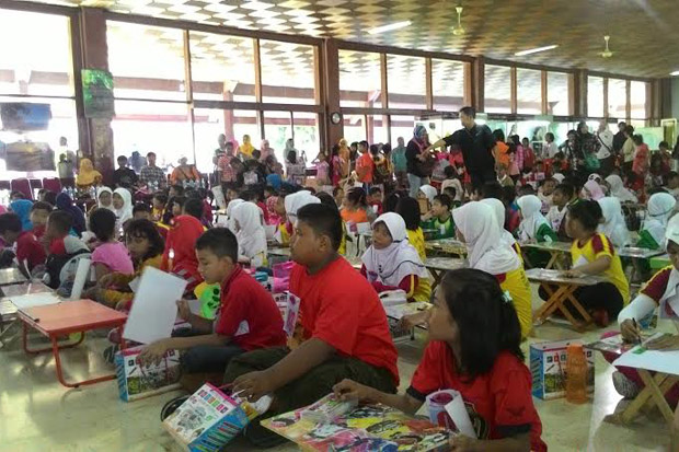 Peringati HUT TMII, Ratusan Siswa PAUD Diperkenalkan Budaya Maluku