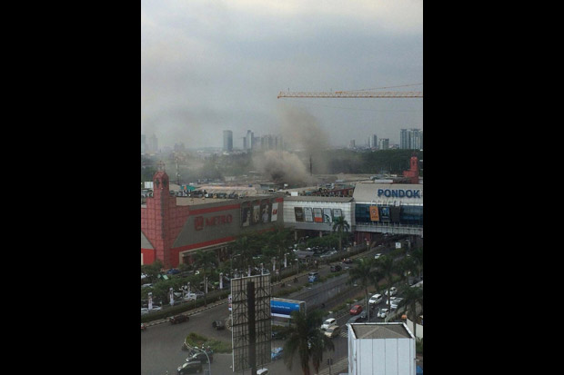 Kebakaran, Pengunjung Pondok Indah Mall 1 Dievakuasi