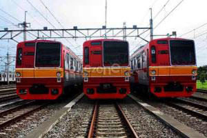 Laju Commuter Line Diperlambat 10 Km per Jam