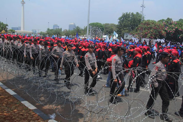 Konvoi Buruh, Jalan Raya Bogor Dijaga Ketat TNI-Polri