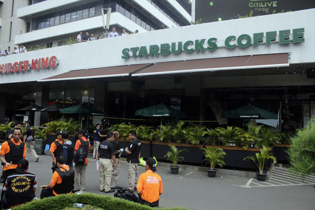 Bom di Sarinah Diawali Serangan di Starbucks