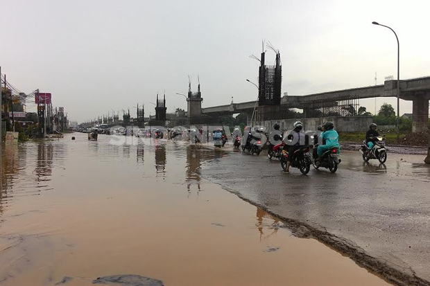 Kalimalang Banjir, Lalu Lintas Arah Cawang Alami Kemacetan