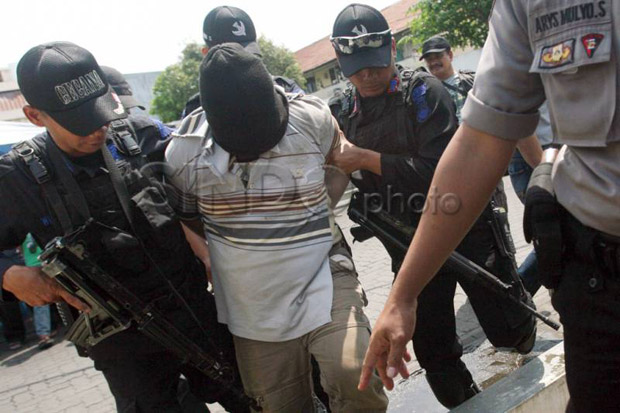 Terkait Bom Thamrin, Polisi Tangkap 40 Terduga Teroris