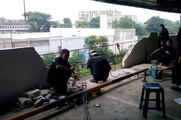 Garis Polisi Dilepas, Tembok Pembatas Detos Langsung Diperbaiki