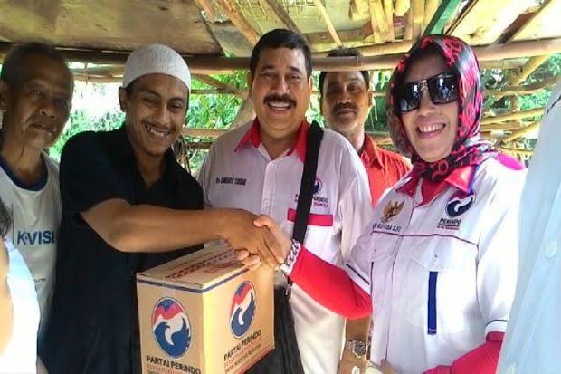 Partai Perindo Salurkan Bantuan untuk Korban Banjir di Jatinegara