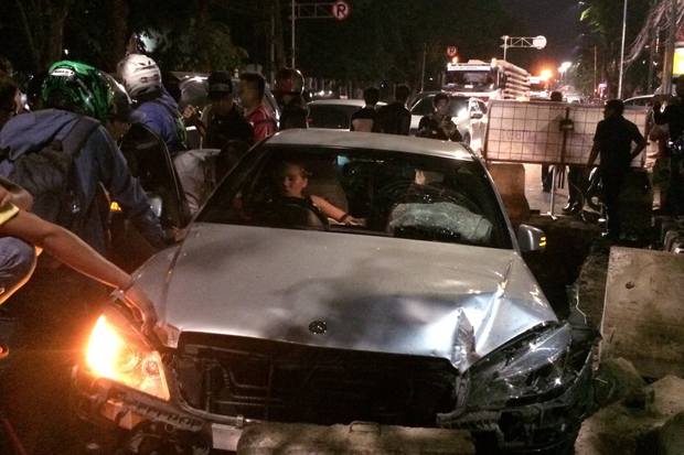Jelang Subuh, Dua Kecelakaan Terjadi di Jakarta
