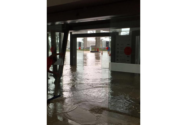 Terminal 3 Kebanjiran, Angkasa Pura II Disindir Netizen