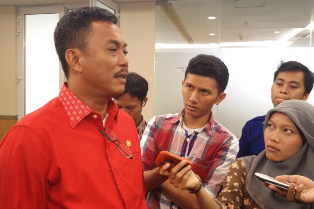 Rapat Bersama, DPRD DKI: Wali Kota Jangan Jadi Centeng