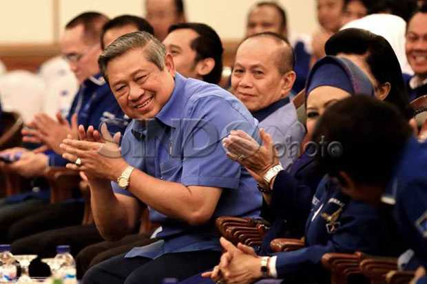 Pengamat: SBY Komandoi Koalisi Kekeluargaan Lawan Ahok-Djarot