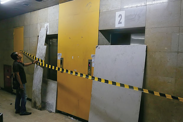 Pasutri Terjebak di Lift, Wali Kota Depok: Saya Belum Tahu